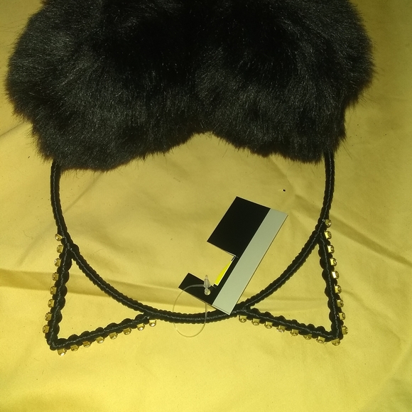 Rhinestone Cat ear EARMUFFS (Black) - Picture 5 of 5